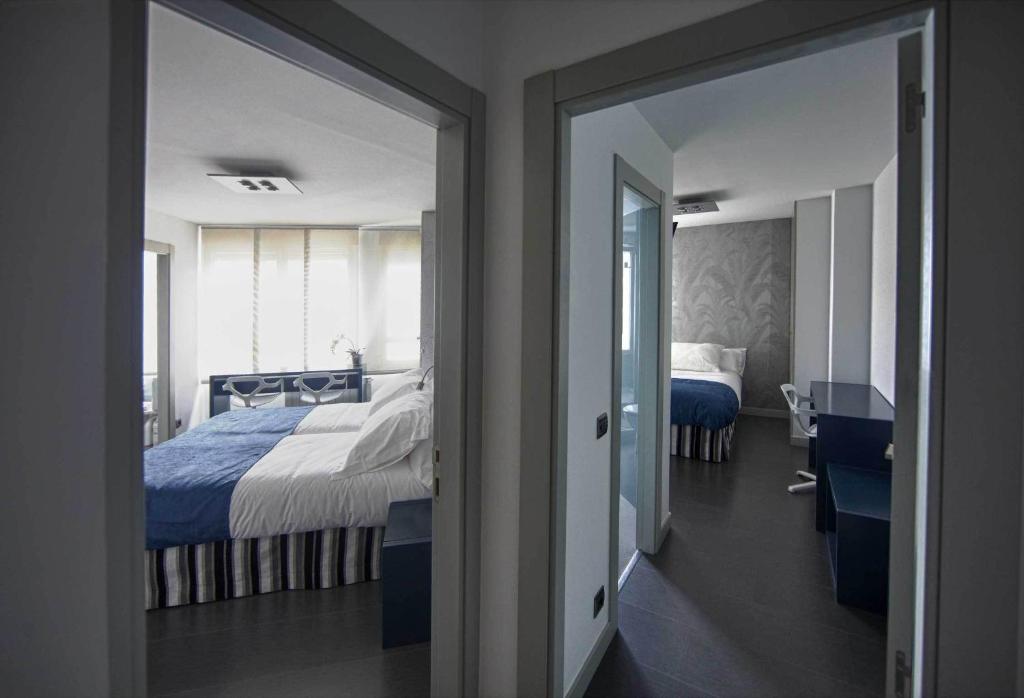 Hostal Averroes Burgos Ruang foto