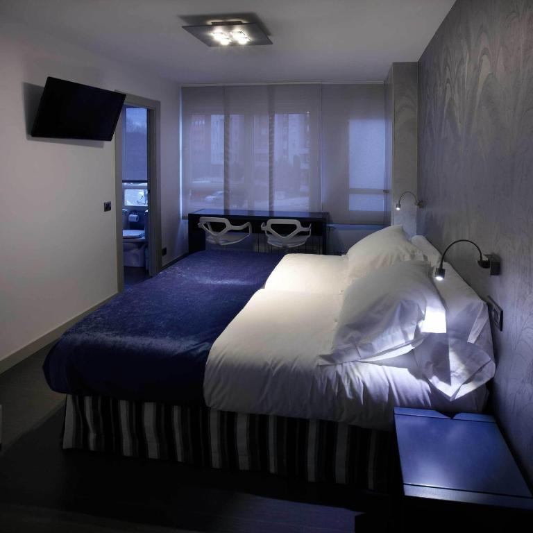 Hostal Averroes Burgos Ruang foto