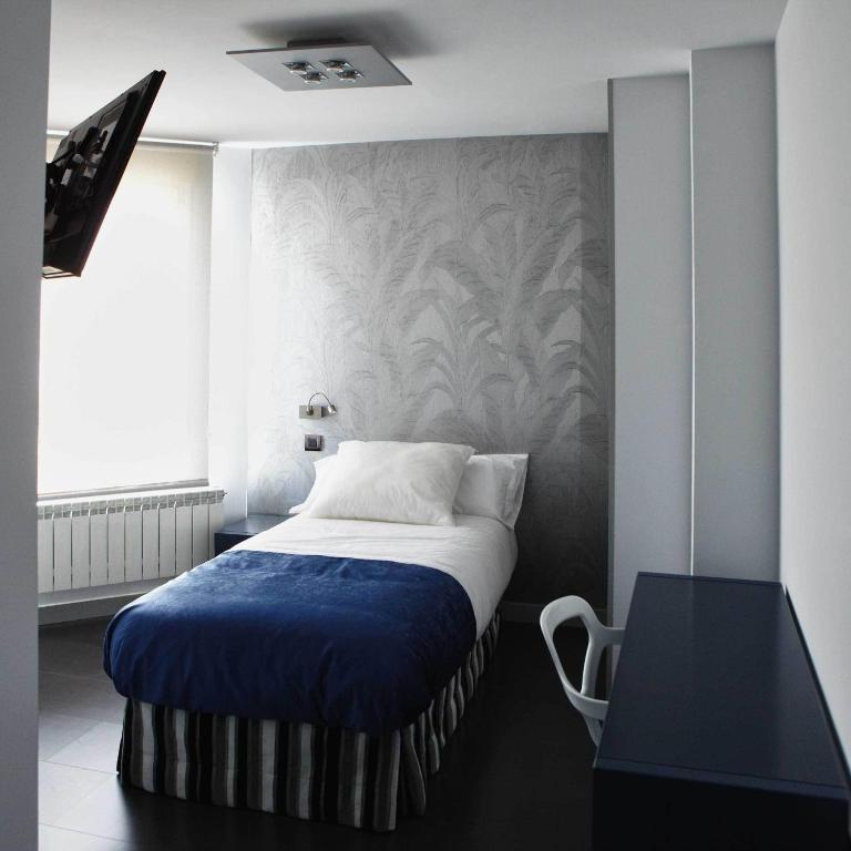 Hostal Averroes Burgos Ruang foto