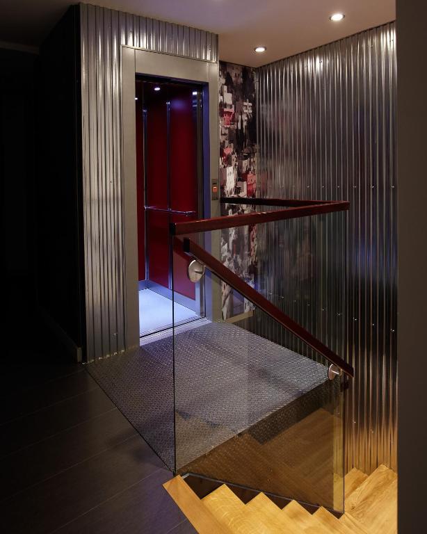 Hostal Averroes Burgos Bagian luar foto